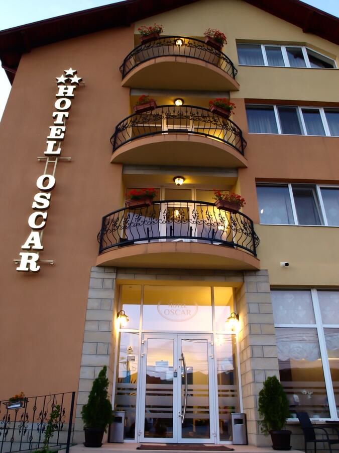 Отель Hotel Oscar Пьятра-Нямц-4